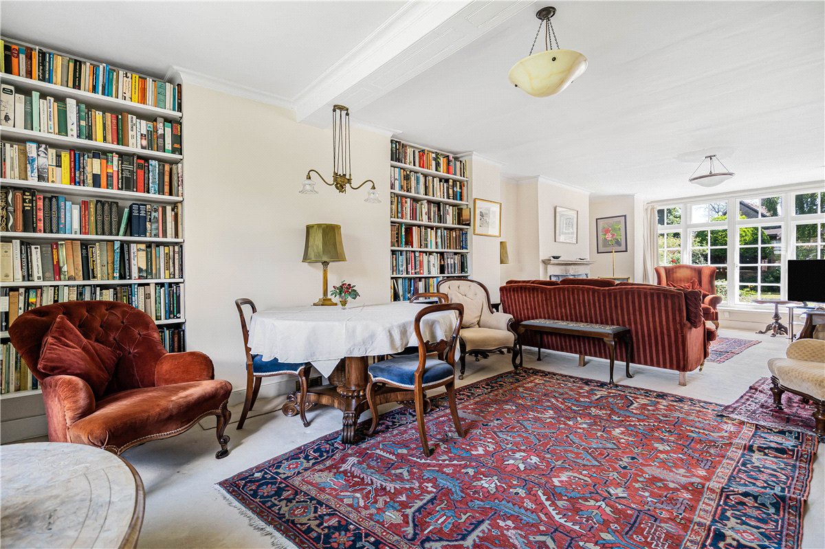 5 bedroom Cottage, High Street, Bampton, OX18 - Available, Image 2