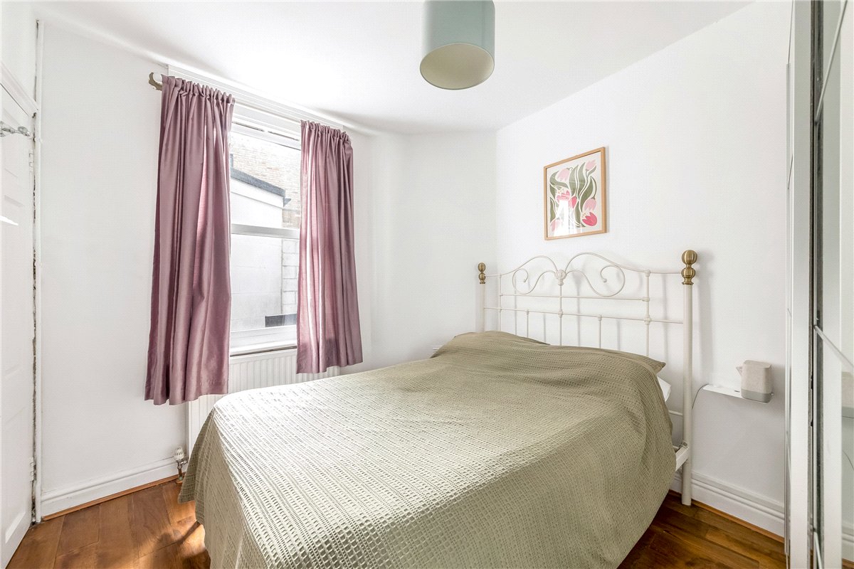 1 bedroom Flat, Beechcroft Road, London, SW17 - Available, Image 2