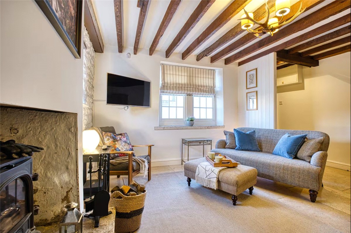 2 bedroom House, Winsley Road, Bradford-on-Avon, BA15 - Available, Image 2