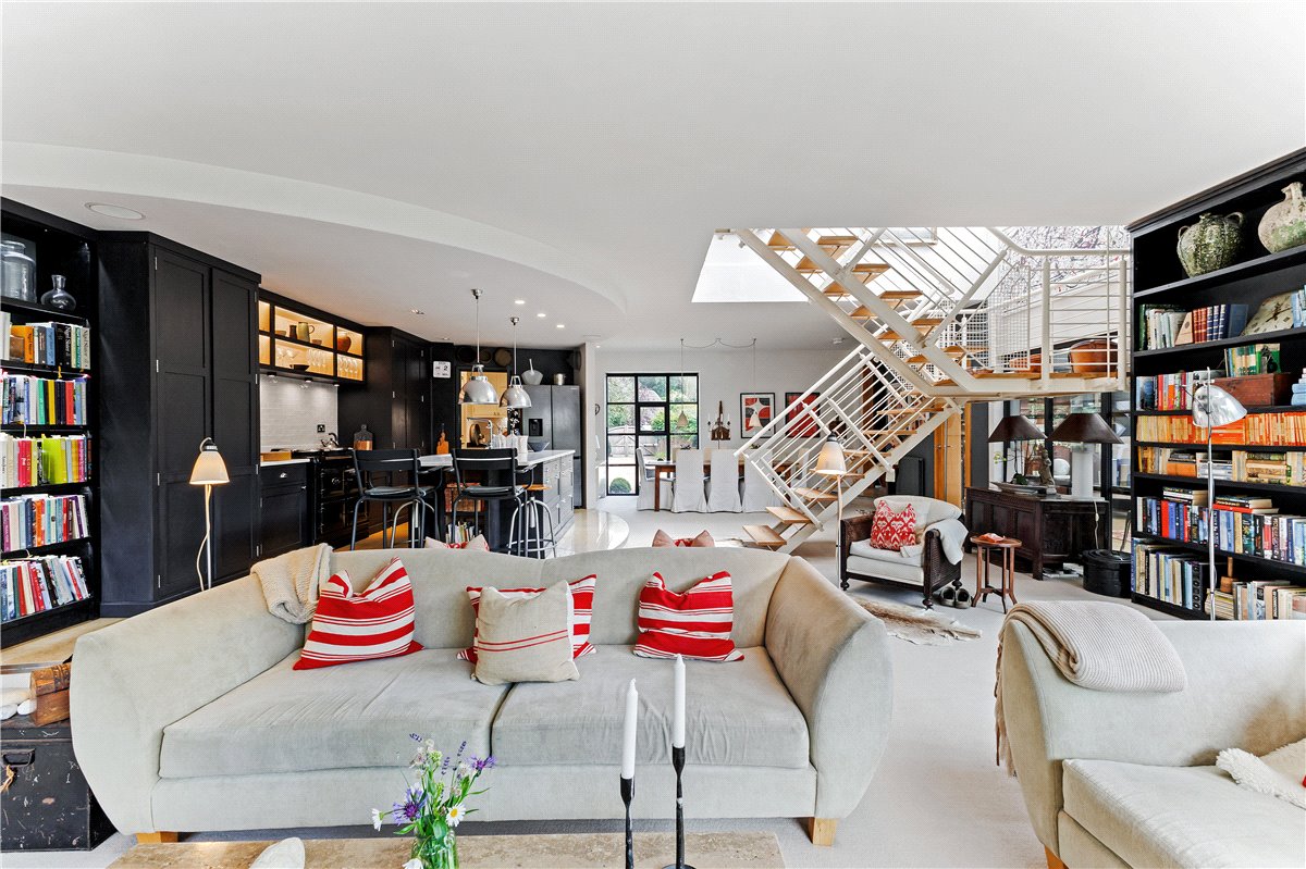 3 bedroom House, Lockeridge, Marlborough, SN8 - Sold STC, Image 16