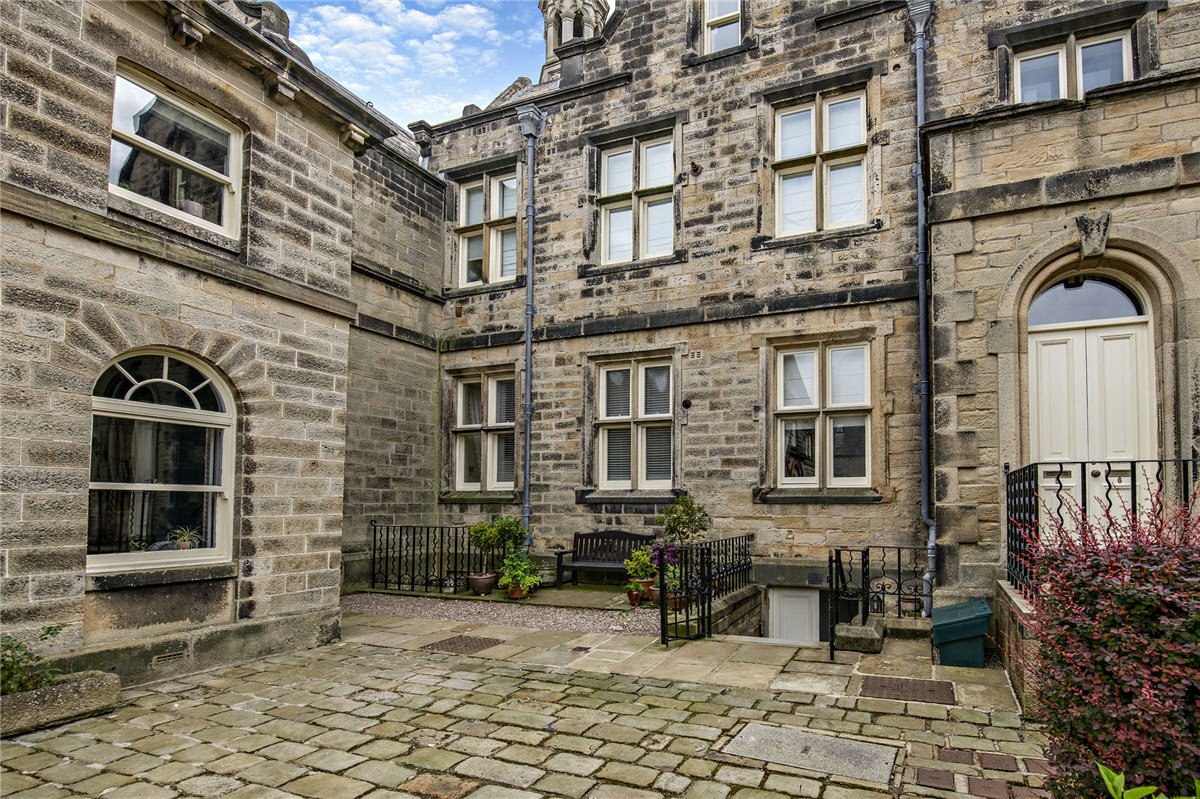 2 bedroom Flat, Moor Park, Beckwithshaw, HG3 - Available, Image 3