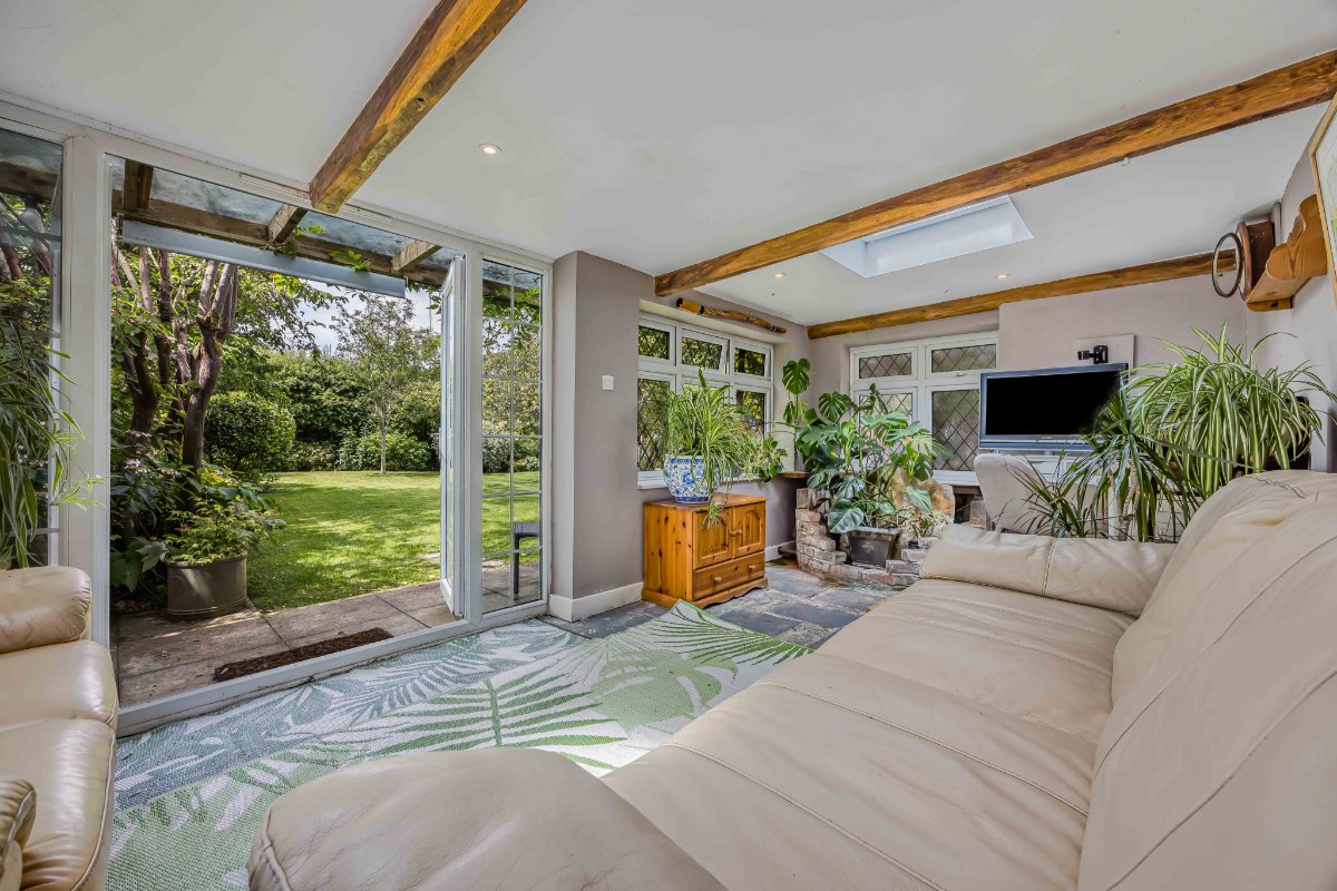 5 Bedroom Single Family Home/House's Image 17