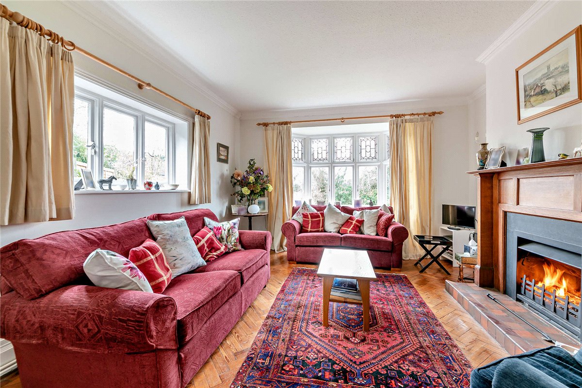 5 bedroom House, Andover Road, Newbury, RG14 - Available, Image 3
