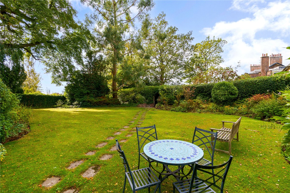 1 bedroom Flat, The Mount, York, YO24 - Available, Image 2