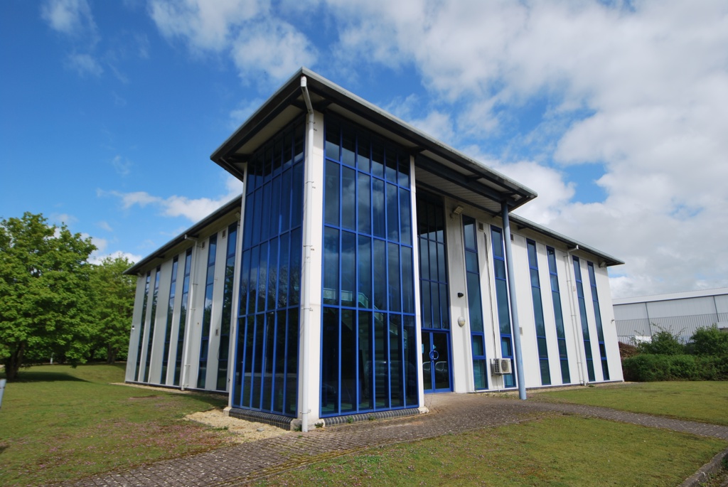 9480 Sq Ft, Book End, Witney, OX29 - Under Offer, Image 2