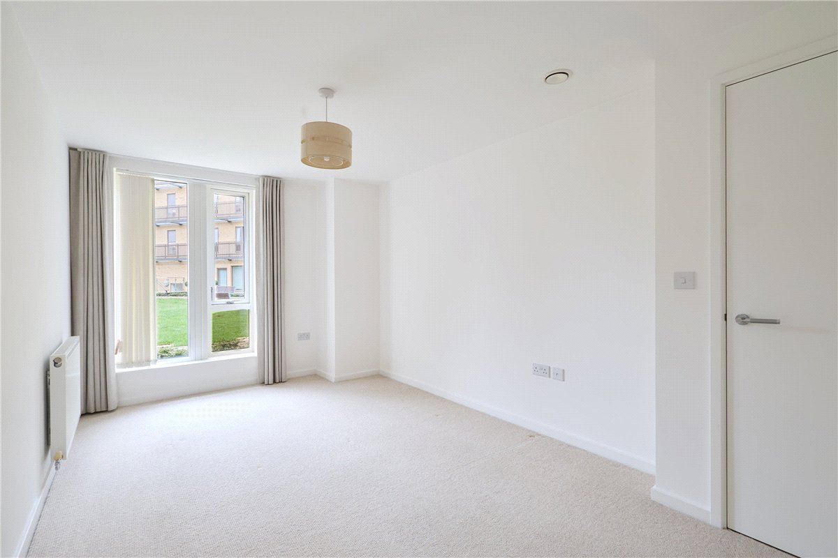 1 bedroom Flat, Hills Road, Cambridge, CB2 - Available, Image 2