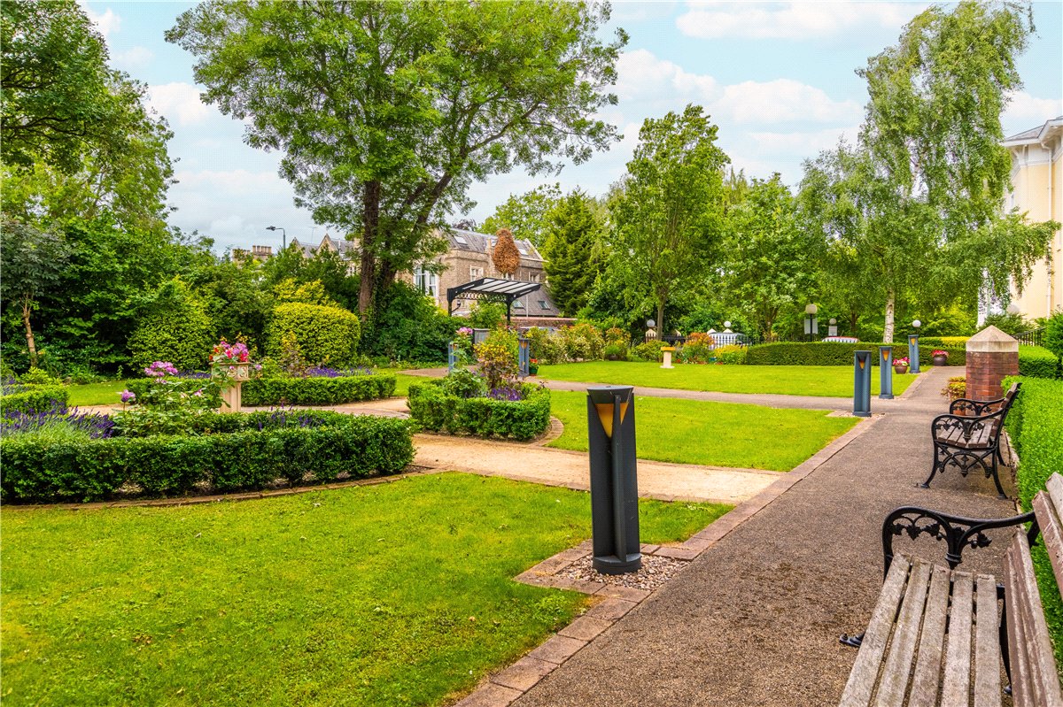 2 bedroom Flat, Mill Mount, York, YO24 - Available, Image 11