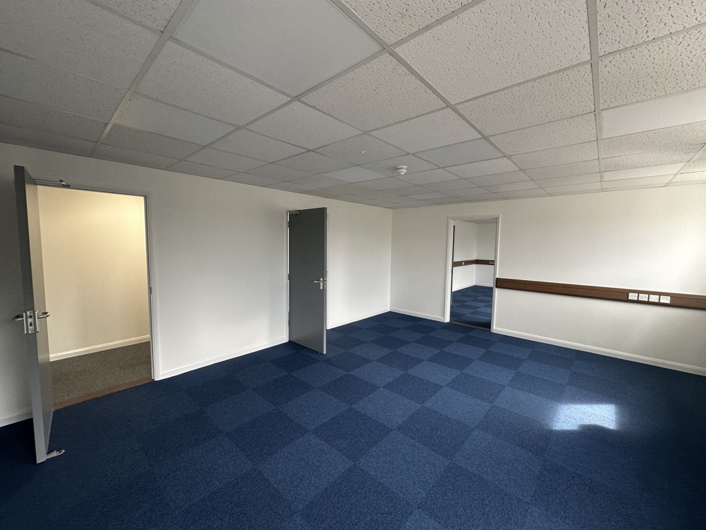 44684 Sq Ft, 41 Edison Road, St. Ives, PE27 - Available, Image 12