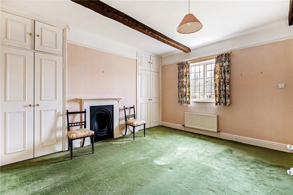 6 bedroom House, Farm Lane, Aldbourne, SN8 - Available, Image 13