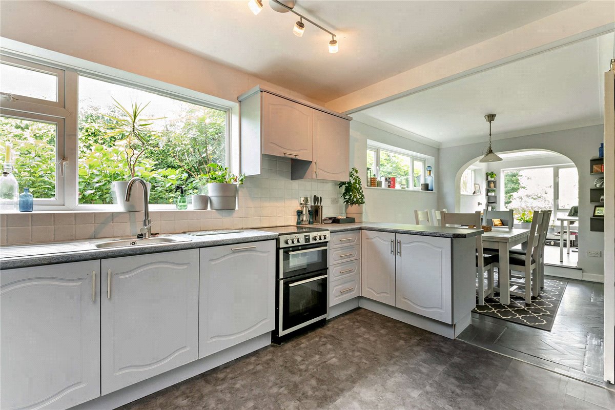 4 bedroom House, Bucklebury Alley, Cold Ash, RG18 - Sold, Image 11