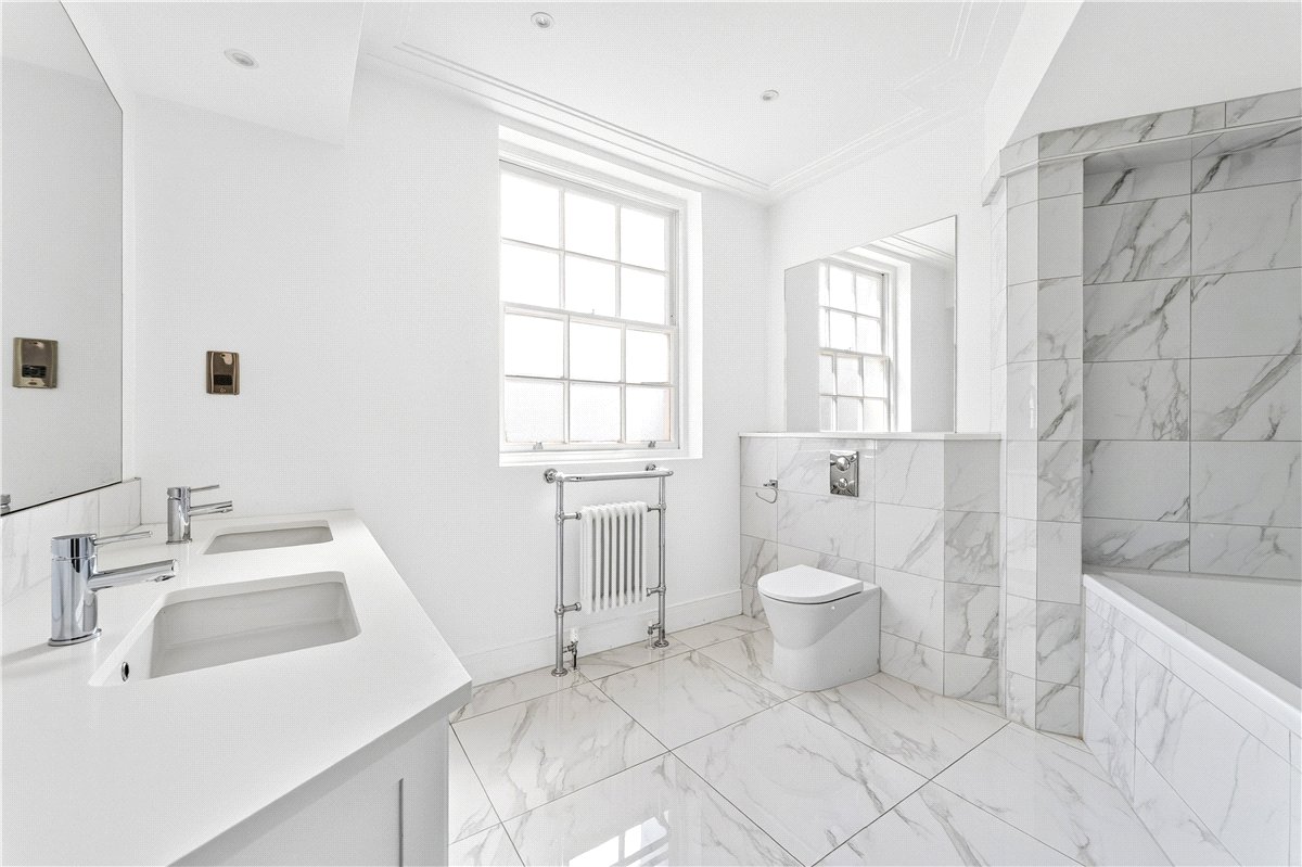 3 bedroom Flat, Gloucester Square, Paddington, W2 - Available, Image 4