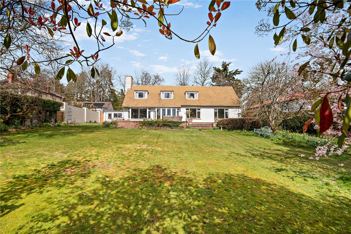 4 bedroom House, Garden Close Lane, Newbury, RG14 - Available, Image 3
