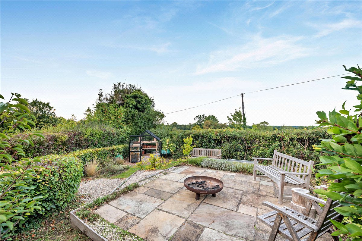 3 bedroom House, Ecchinswell, Newbury, RG20 - Available, Image 23