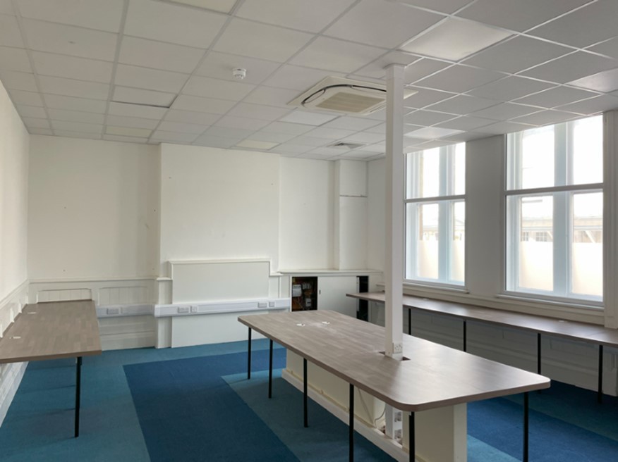 991 Sq Ft, 11 Huntspill Road, Highbridge, TA9 - Available, Image 2