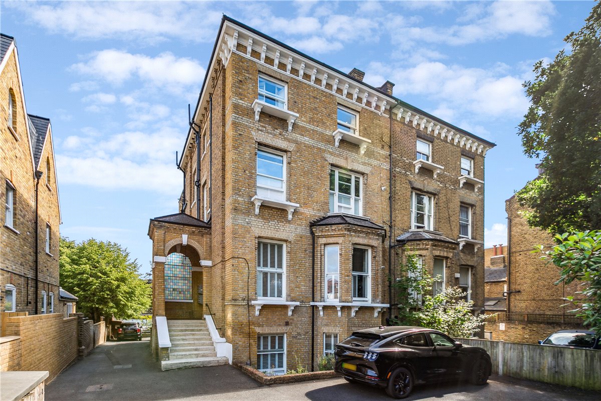 1 bedroom Flat, St. Martins Court, Trinity Road, London, SW17 - Sold, Image 2