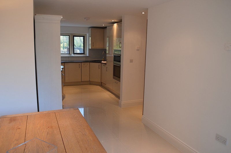 3 bedroom Flat, Brockham End Mews, Lansdown, BA1 - Available, Image 6