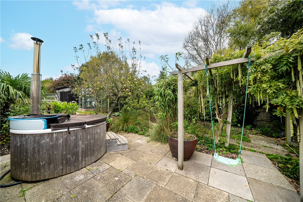 3 bedroom House, Trampers Lane, North Boarhunt, PO17 - Sold STC, Image 14