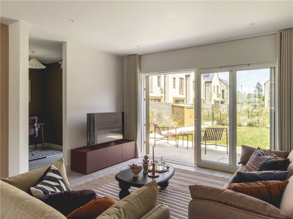 3 bedroom House, Milne Avenue, Cambridge, CB3 - Available, Image 1