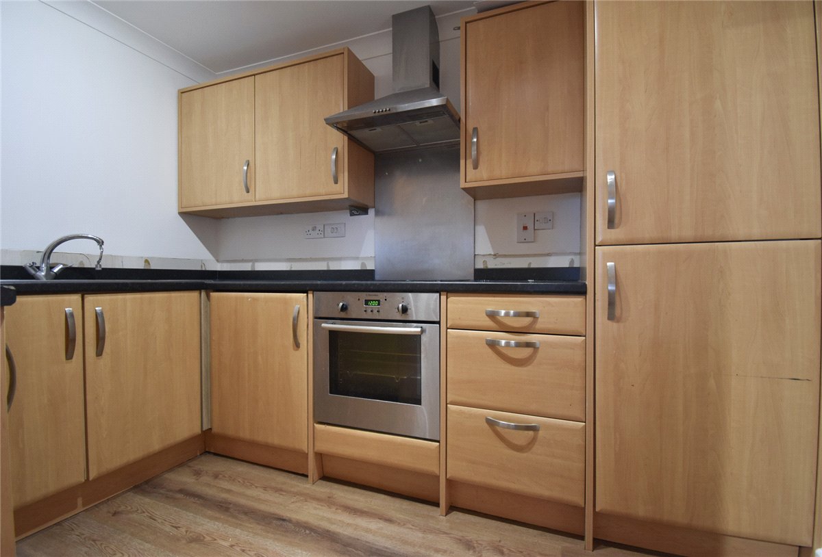 1 bedroom Flat, St. Matthews Gardens, Cambridge, CB1 - Available, Image 3