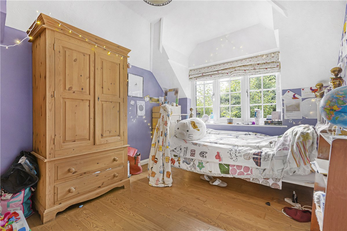 4 Bedroom Single Family Home/House's Image 5