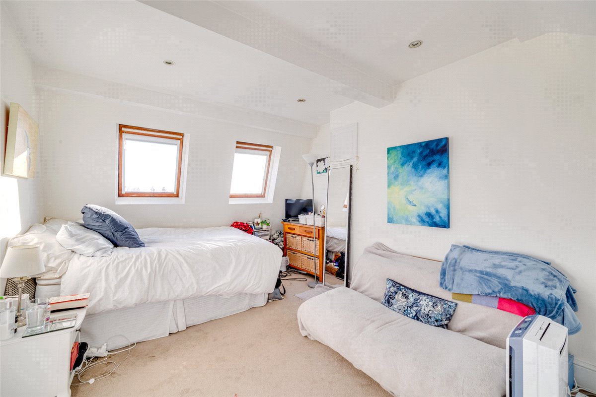 3 bedroom Flat, Harbord Street, London, SW6 - Let Agreed, Image 3