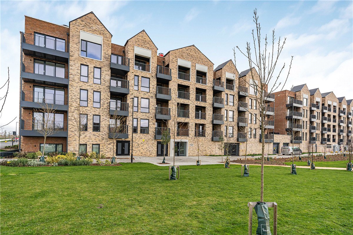 3 bedroom Flat, Munda Way, Oxford, OX2 - Let Agreed, Image 3