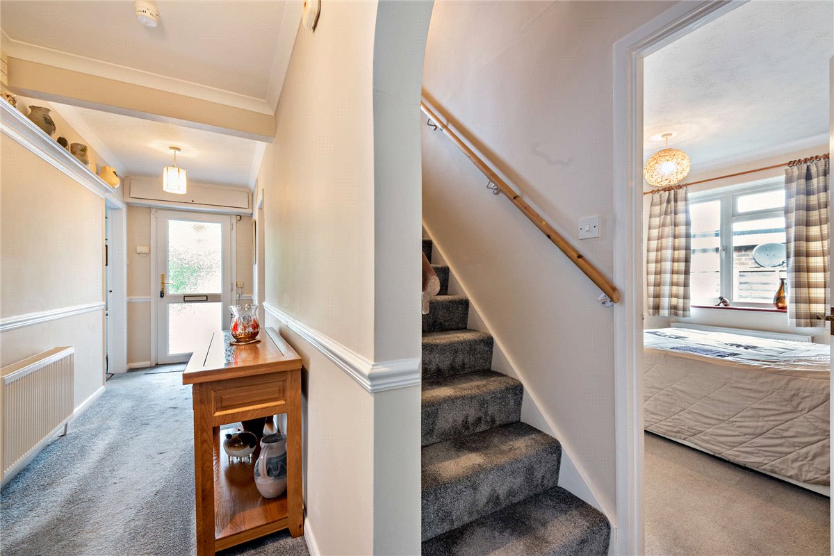 3 bedroom Bungalow, Long Lane, Hermitage, RG18 - Available, Image 10