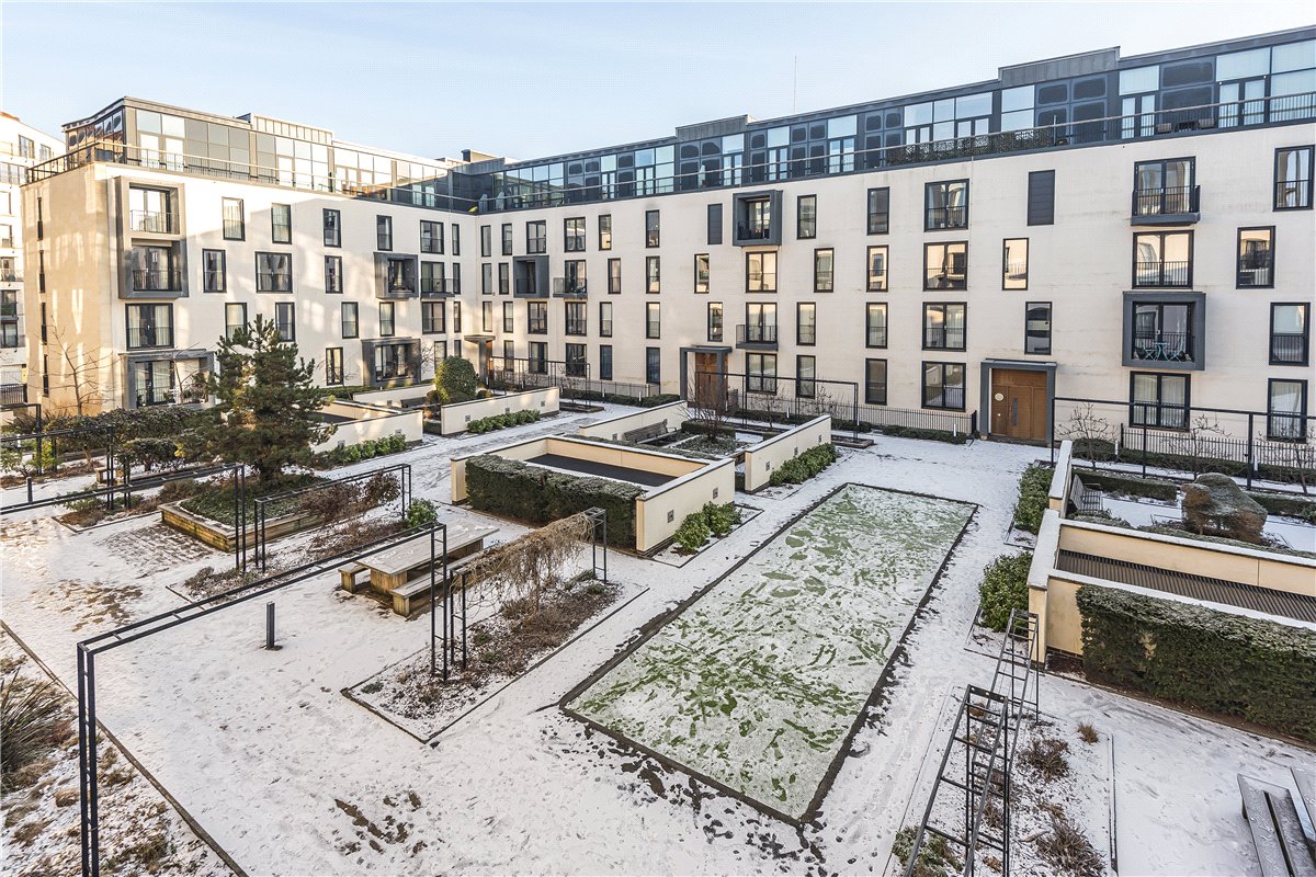 1 bedroom Flat, Longmead Terrace, Bath, BA2 - Let Agreed