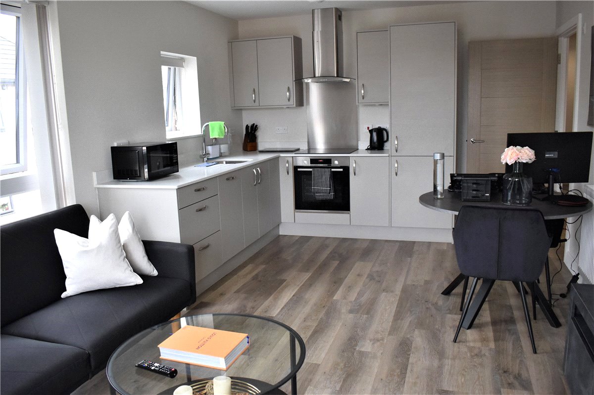 1 bedroom Flat, Steel Close, Newtown Road, RG14 - , Image 1