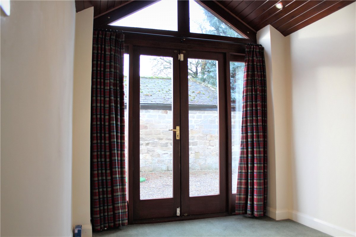 3 bedroom House, The Green, North Deighton, LS22 - , Image 7