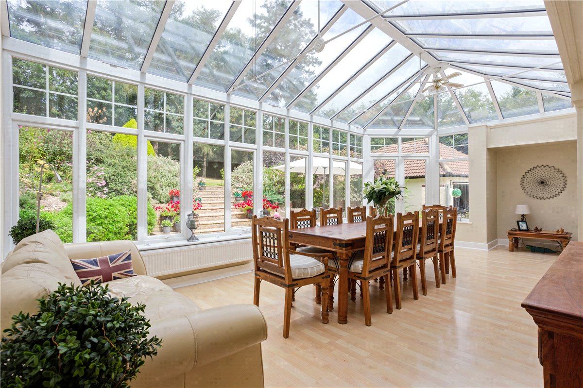 6 bedroom House, Bath Road, Marlborough, SN8 - Available, Image 3