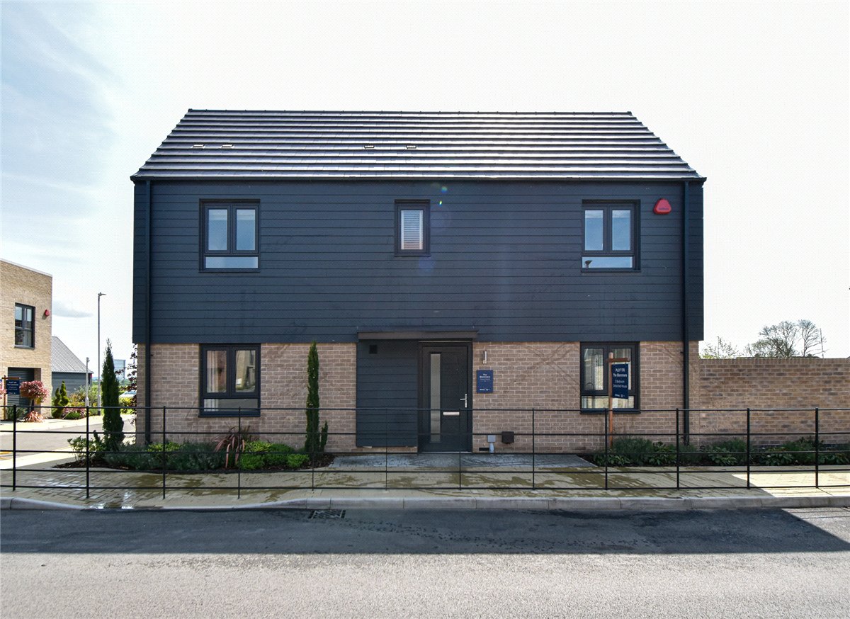 3 bedroom House, Saffron Way, Cherry Hinton, CB1 - Available, Image 1