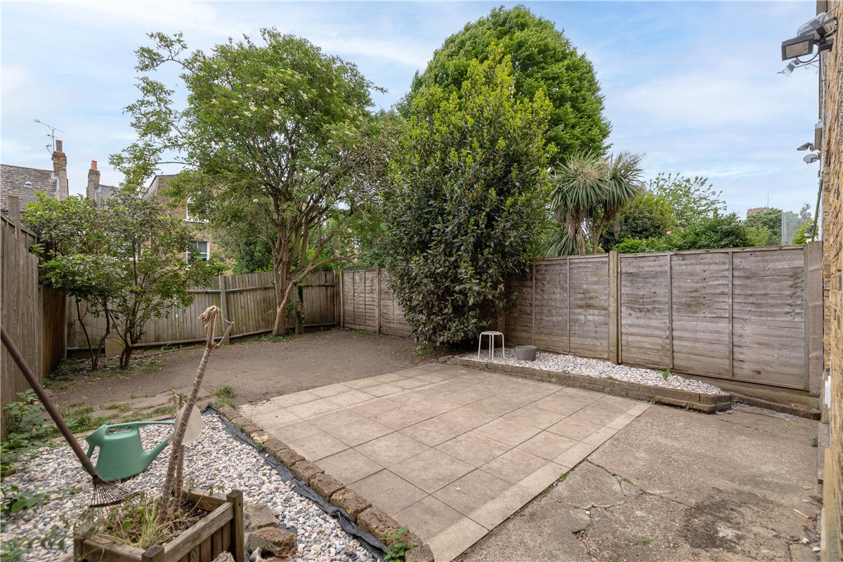 2 bedroom Flat, Cromford Road, London, SW18 - Sold STC, Image 8