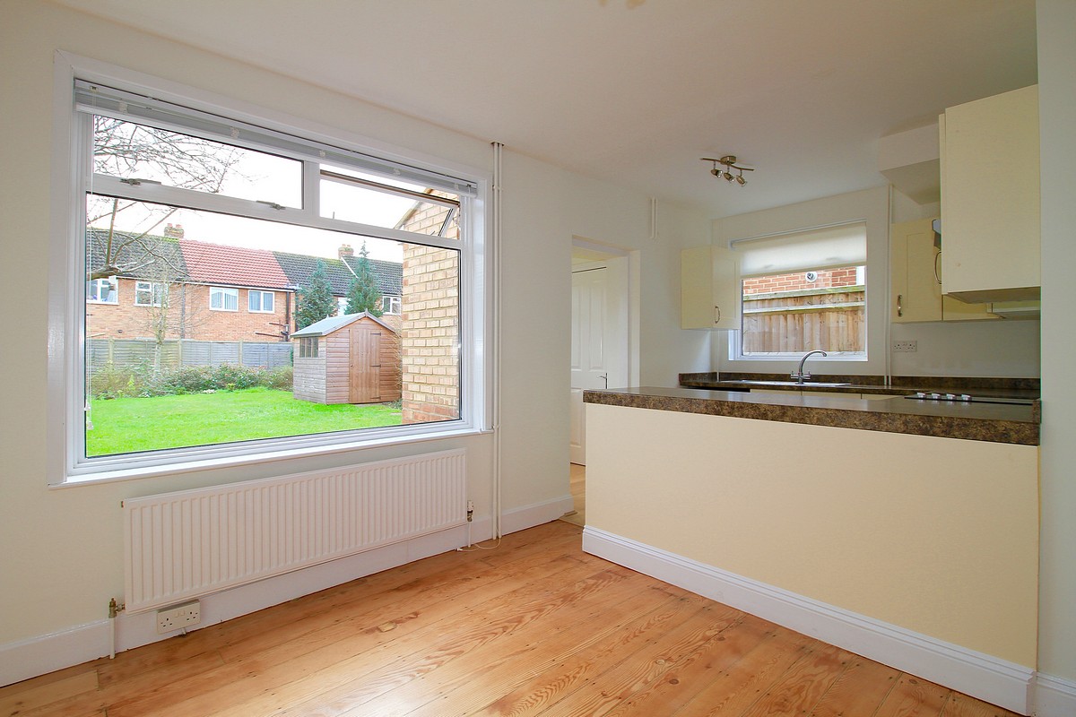 3 bedroom House, Swinbourne Road, Littlemore, OX4 - Available, Image 2