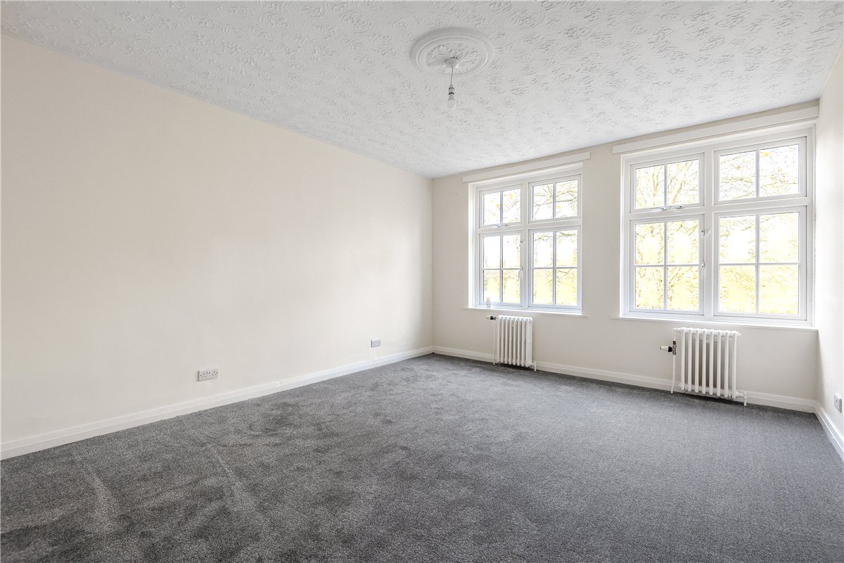 6 bedroom House, Wigshaw Lane, Culcheth, WA3 - Available, Image 5