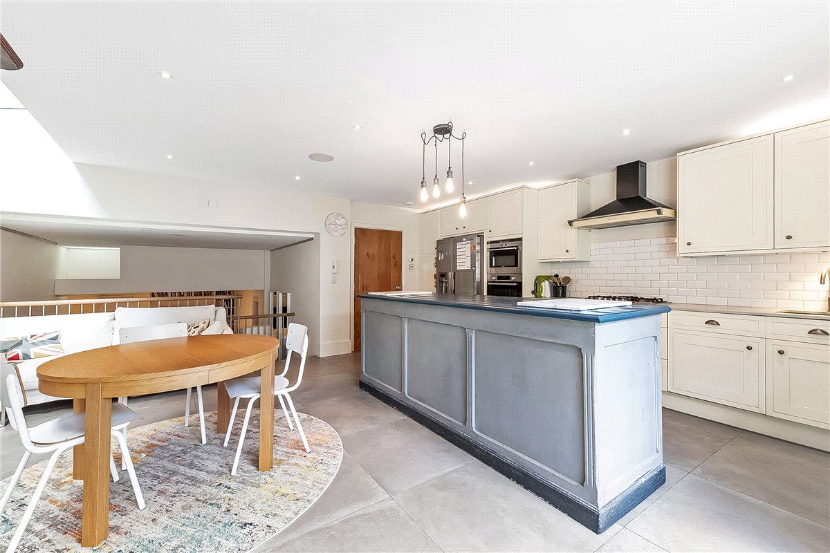 5 bedroom House, Wiseton Road, London, SW17 - Available, Image 11