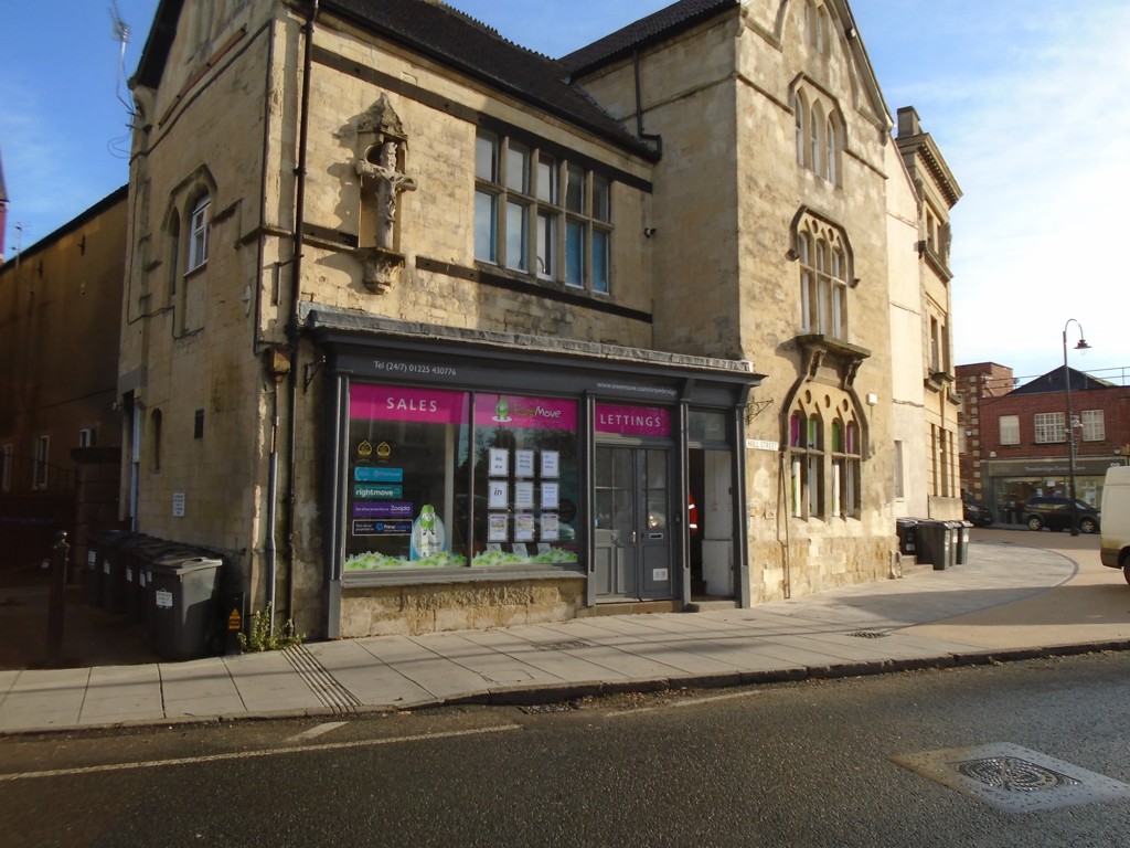 565 Sq Ft, 8 Hill Street, Trowbridge, BA14 - Sold STC