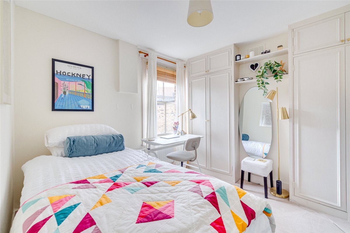2 bedroom Cottage, Thorne Street, London, SW13 - , Image 4