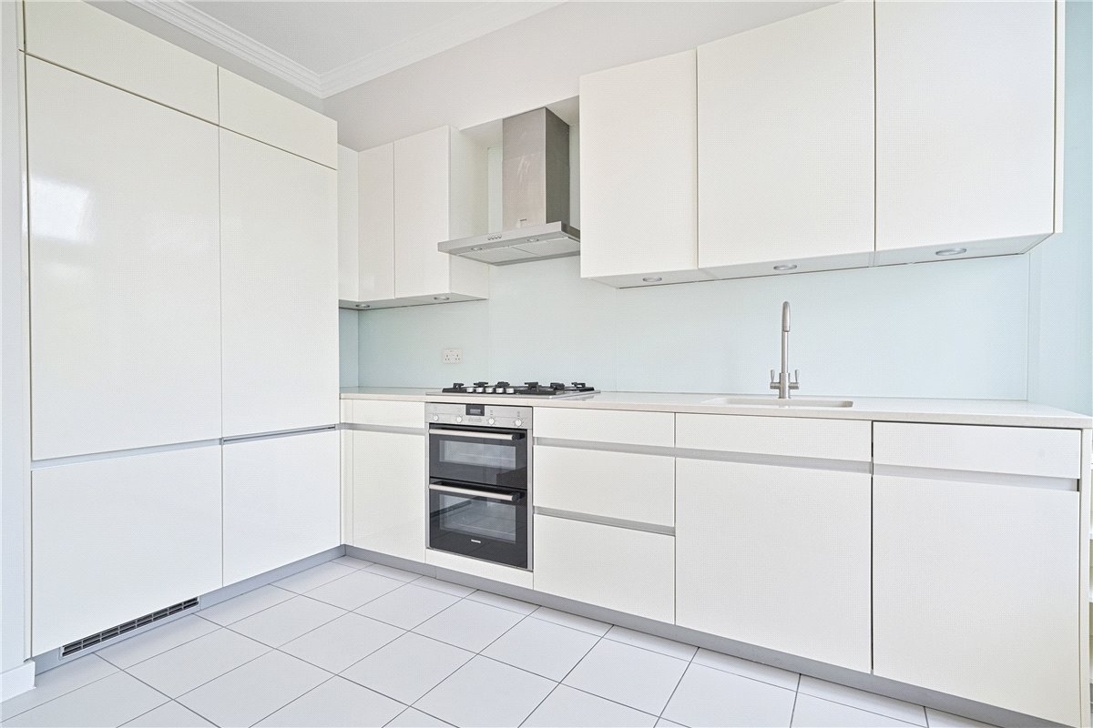 1 bedroom Flat, Brompton Road, Knigjhtsbridge, SW3 - Available, Image 8