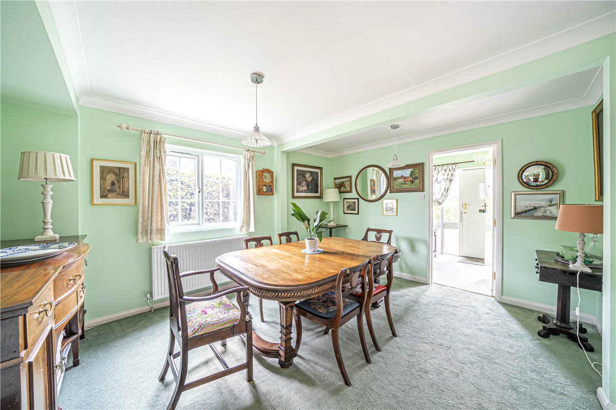 3 bedroom Bungalow, Paddock Field, Chilbolton, SO20 - Available, Image 10