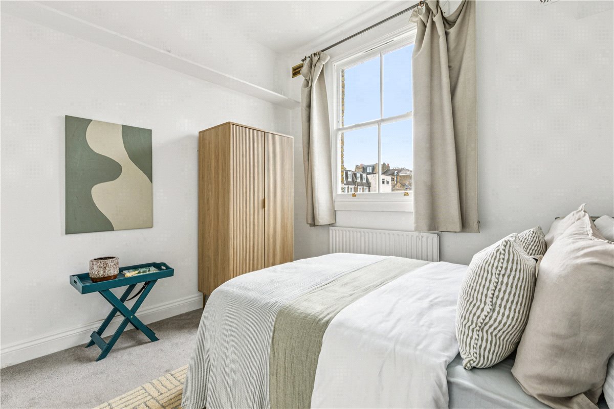 2 bedroom Flat, Nottingham Road, Bellevue Village, SW17 - Sold, Image 4
