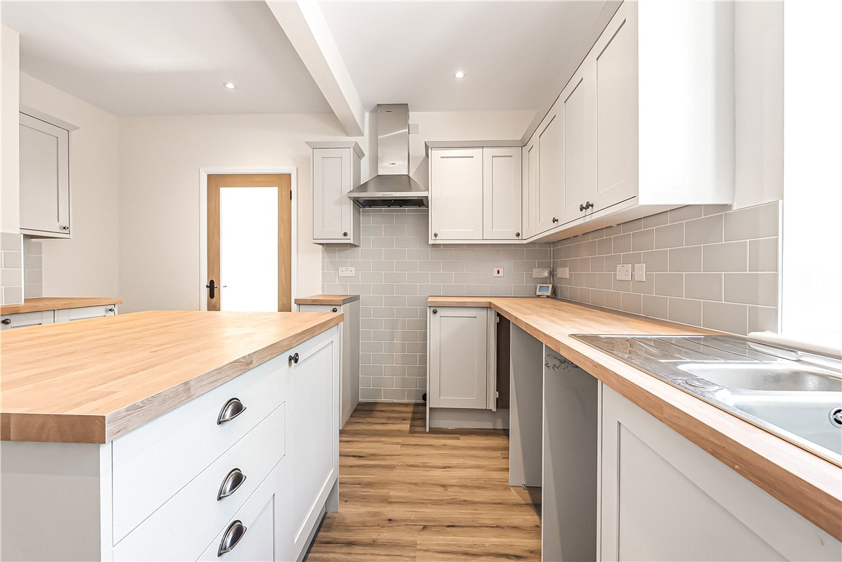 3 bedroom House, Hemel Hempstead Road, Redbourn, AL3 - Available, Image 1