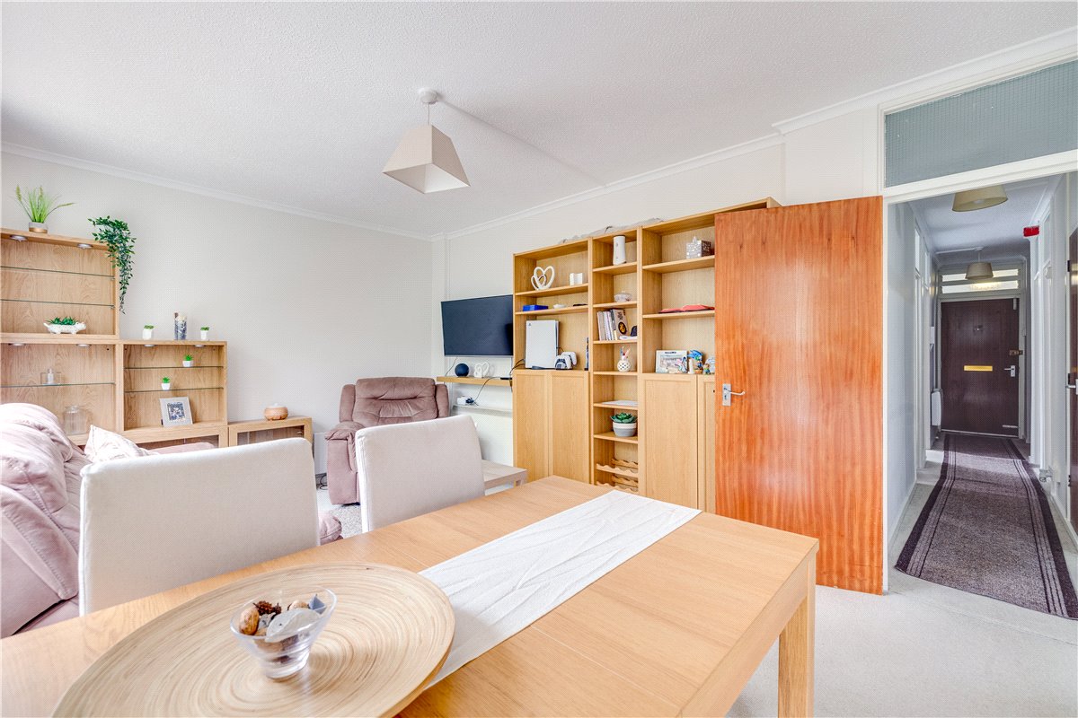 2 bedroom Flat, Whitlock Drive, London, SW19 - Sold, Image 6