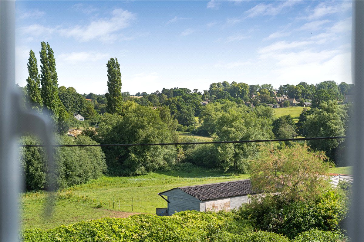 2 bedroom Flat, Manor House, Chapel Lane, OX7 - Let Agreed, Image 13