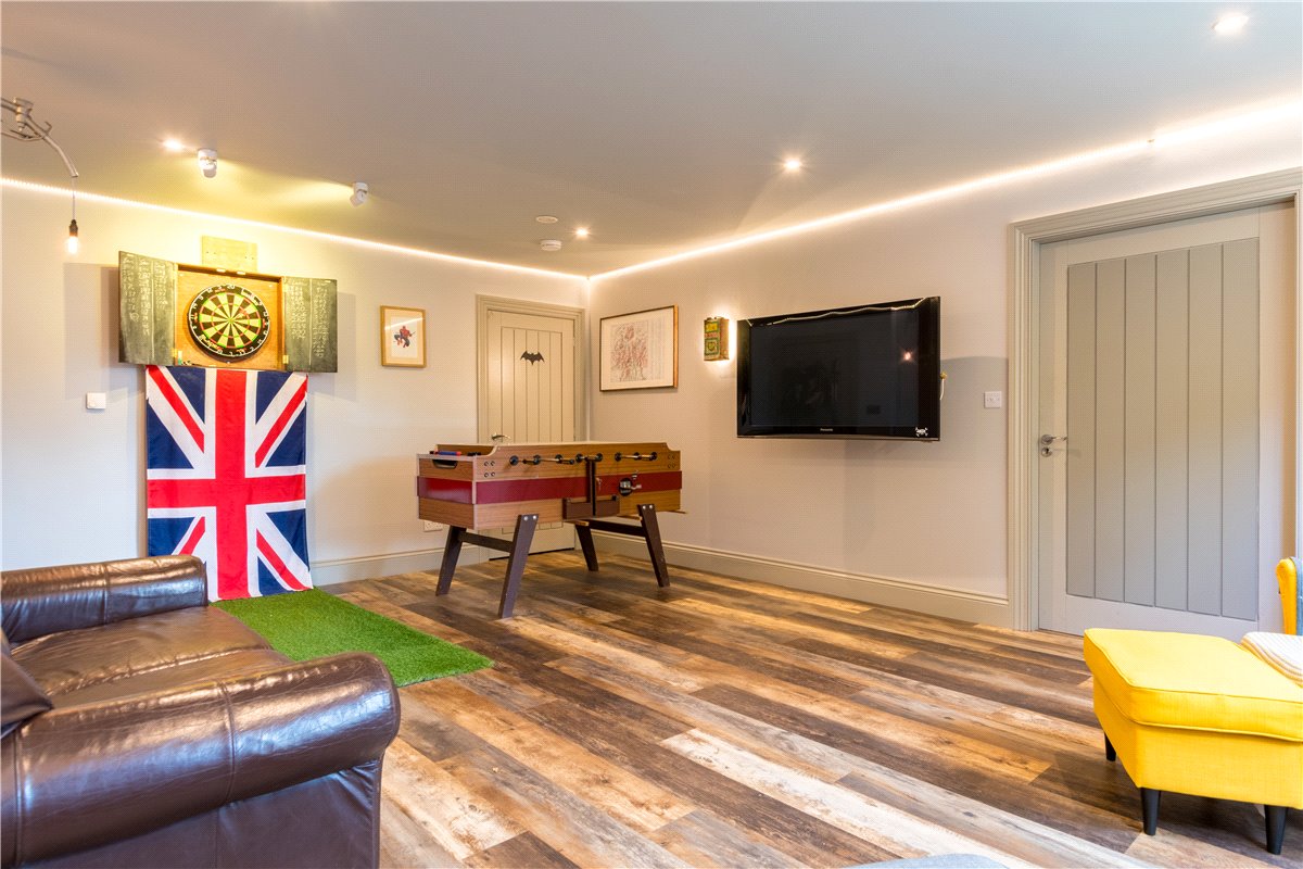 6 bedroom House, Top Lane, Copmanthorpe, YO23 - Available, Image 21