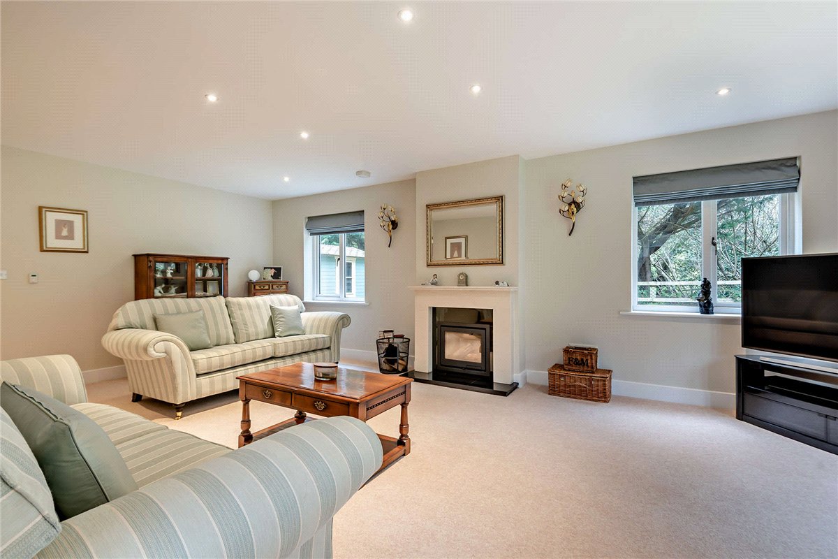 5 bedroom House, Thornford Road, Crookham Common, RG19 - Sold STC, Image 3