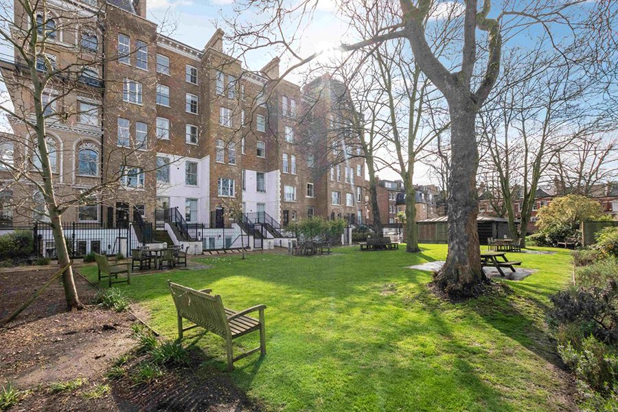 2 bedroom Flat, Clapham Common North Side, London, SW4 - Available, Image 10