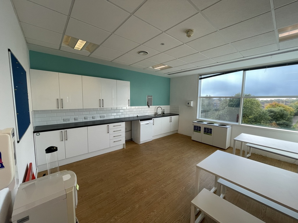 20941 Sq Ft, Cowley Road, Cambridge, CB4 - Available, Image 1