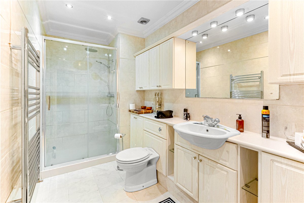 18 bedroom House, Wold Road, Nafferton, YO25 - Available, Image 30