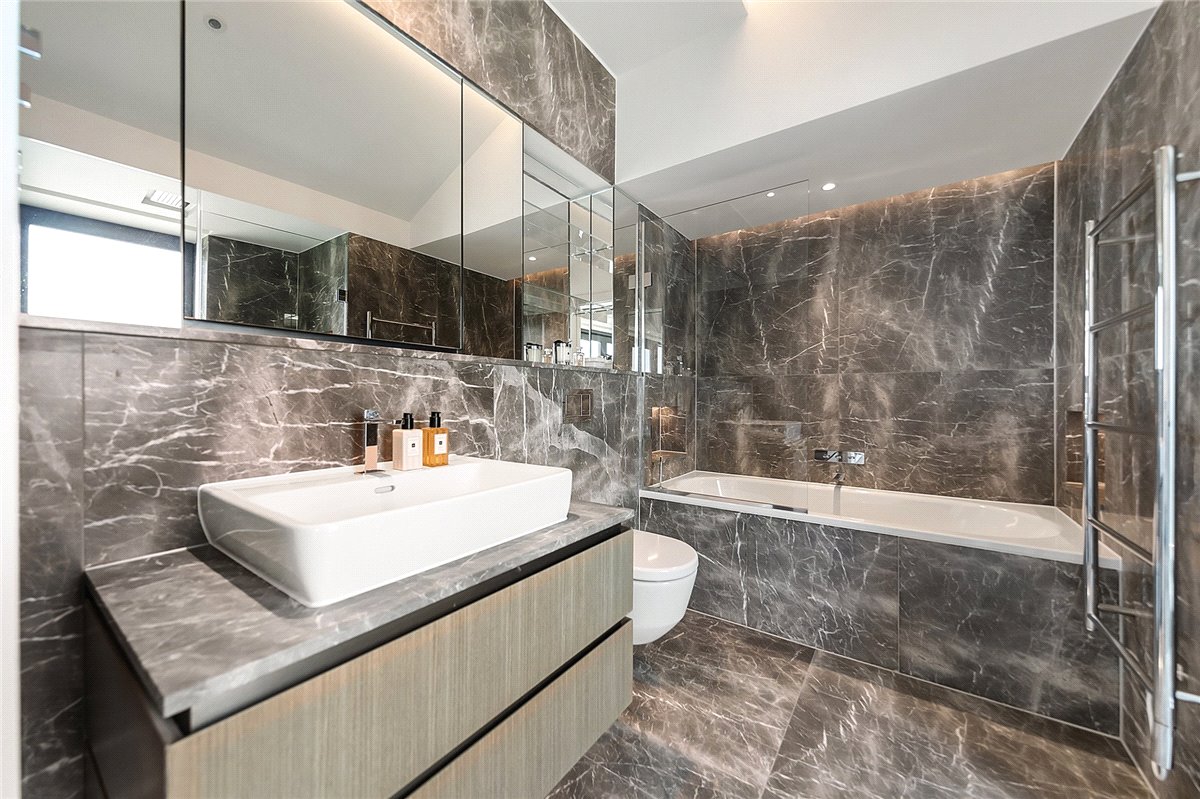 3 bedroom Flat, Kensington Gardens Square, Bayswater, W2 - Available, Image 11